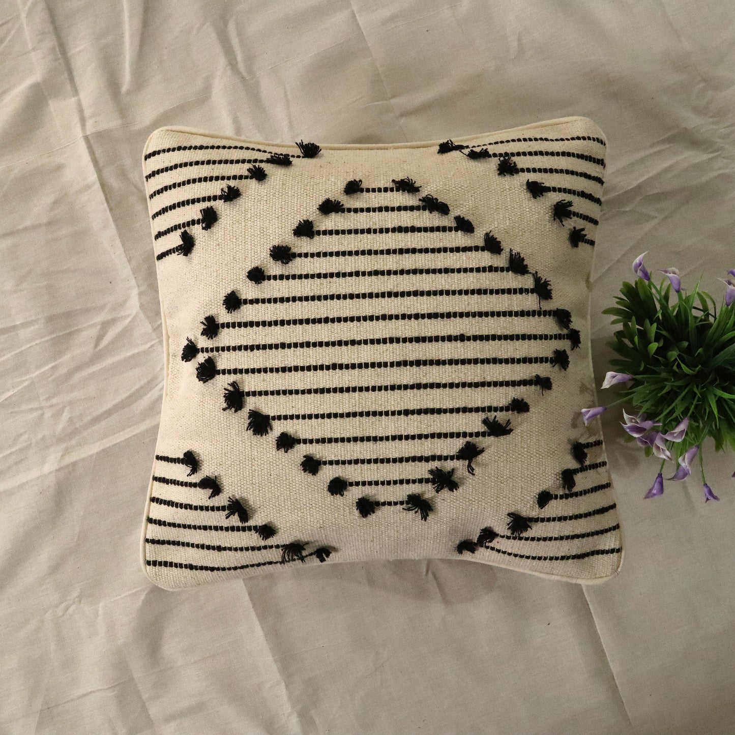 Dhurrie Cushion Cover07 (16x16 Inches)