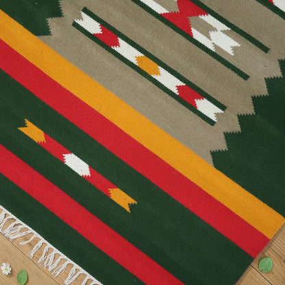 Vaja Green Woven Cotton Rug(Dhurrie)