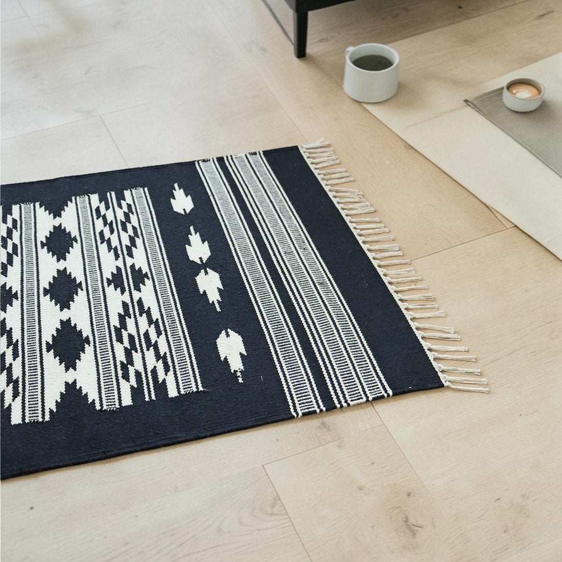 Oasis Cotton Woven Black & White Dhurrie
