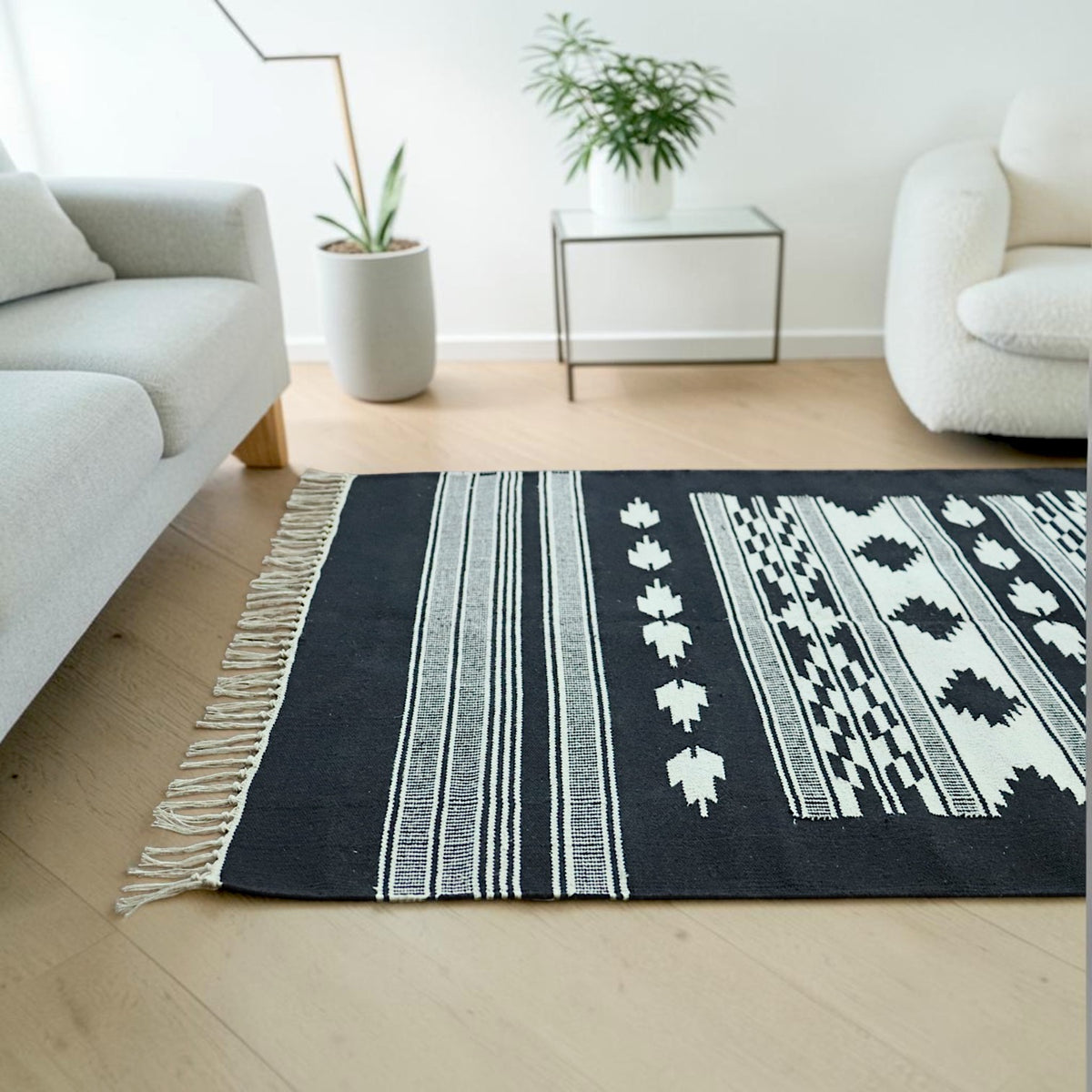 Oasis Cotton Woven Black & White Dhurrie