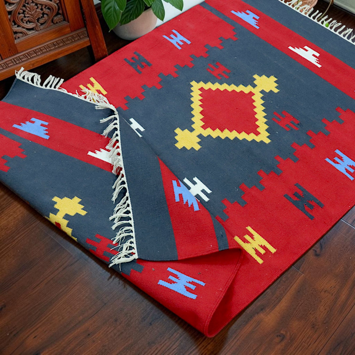 Grey red Woven Cotton Dhurrie